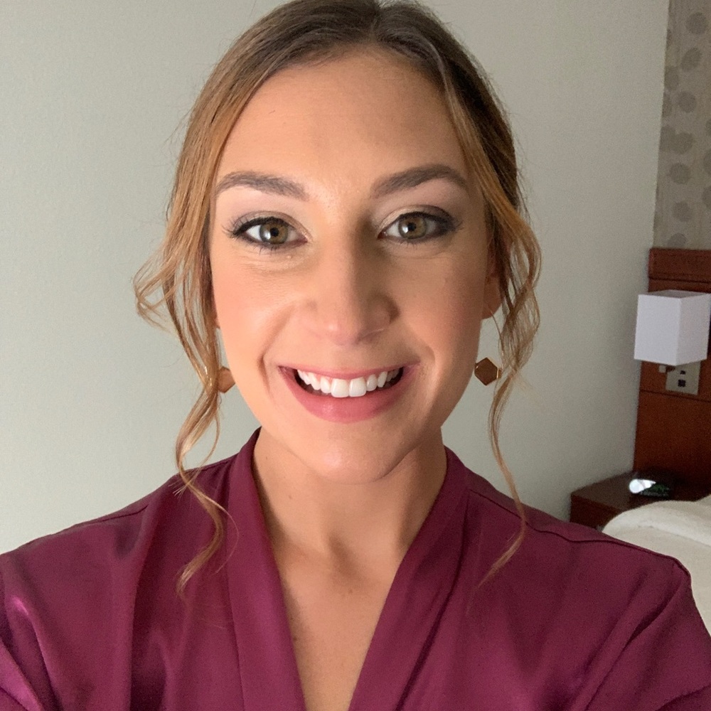 Meet your Posher, Amanda